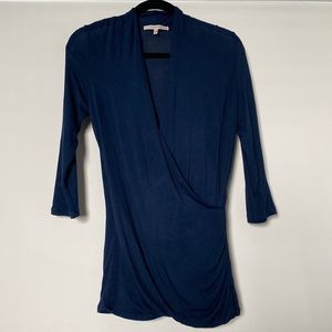 41 HAWTHORN Faux Wrap Light Sweater Top - Blue XS